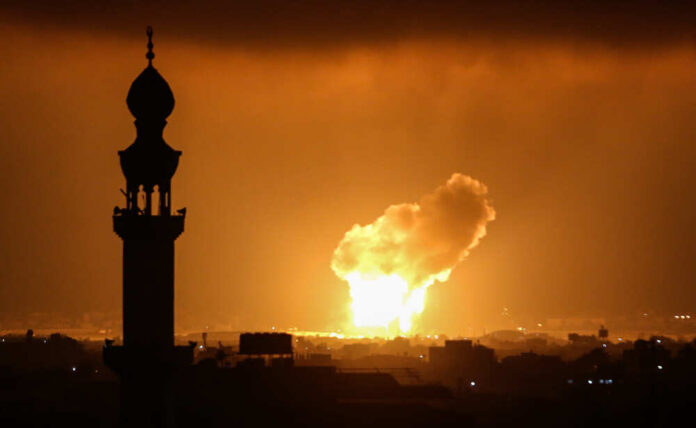 Fire,Billow,From,Israeli,Air,Strikes,In,Rafah,The,Southern
