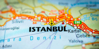 Map highlighting Istanbul with major roads and landmarks